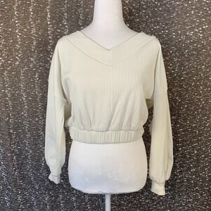 Candidly Chan White Ribbed V-Neck Cropped Shirt Preppy Women's Small